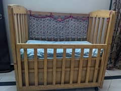 Kid wooden bed