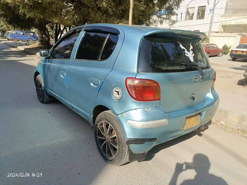 Toyota Vitz 2002/2005 3