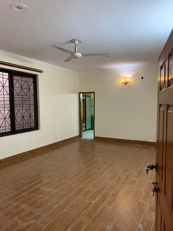 1 Kanal House for Rent for Office or House 14