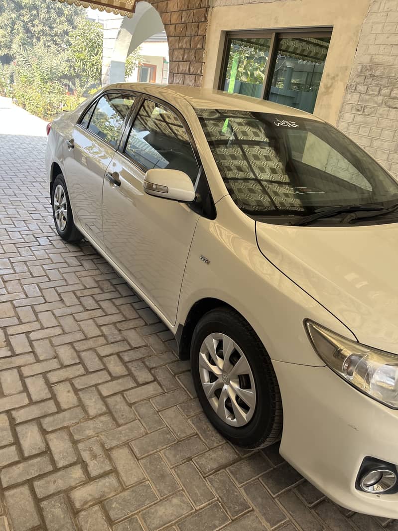 Toyota Corolla GLI 2013 Manual 2013 Model 2