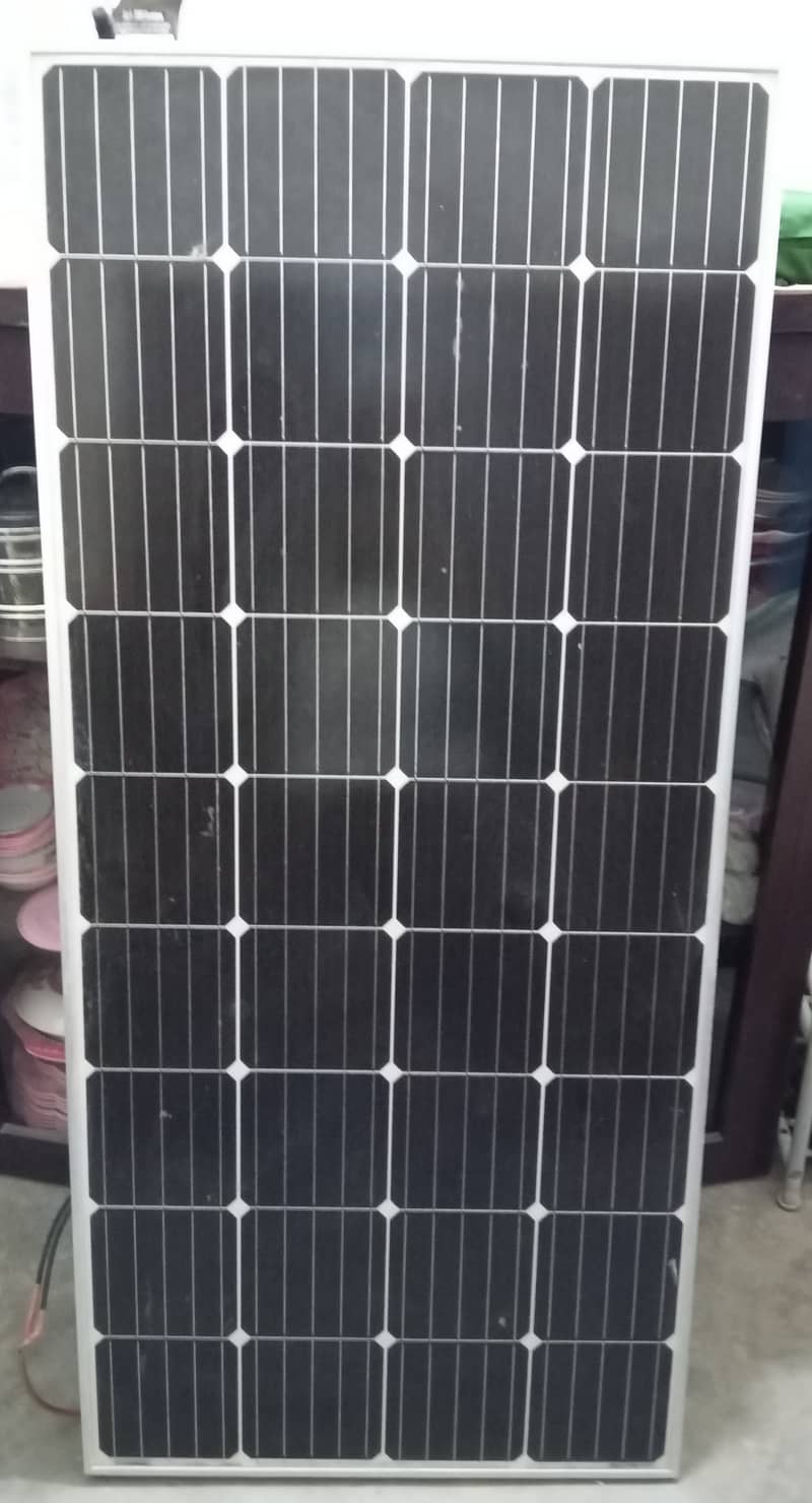 Lino Solar Panel slightly used for less than a year for sale. 2