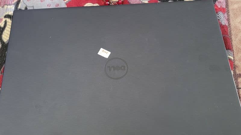 dell laptop core i5 6th generetion with 300GB harddisk . 8gb Ram . 3