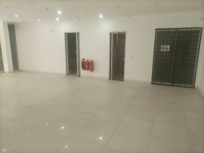 8 Marla 1st floor office available for rent 13