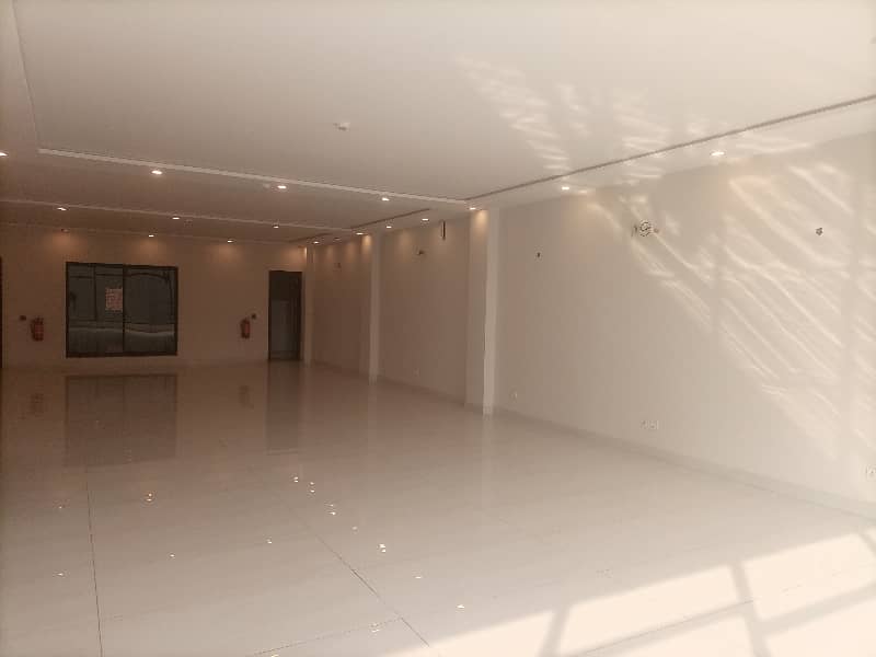 8 Marla 1st floor office available for rent 12