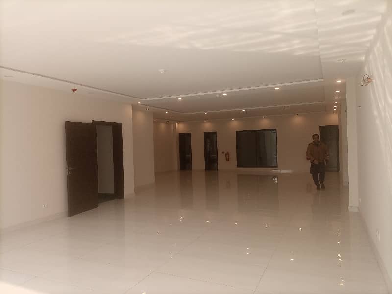 8 Marla 1st floor office available for rent 15