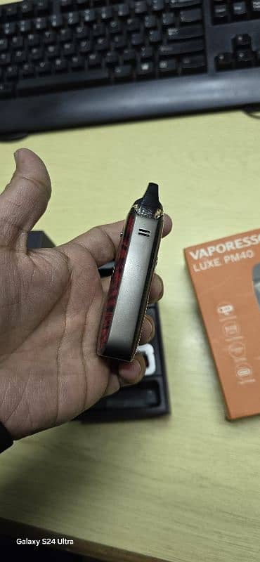 vape original quality with LED 1800 mah battery 4