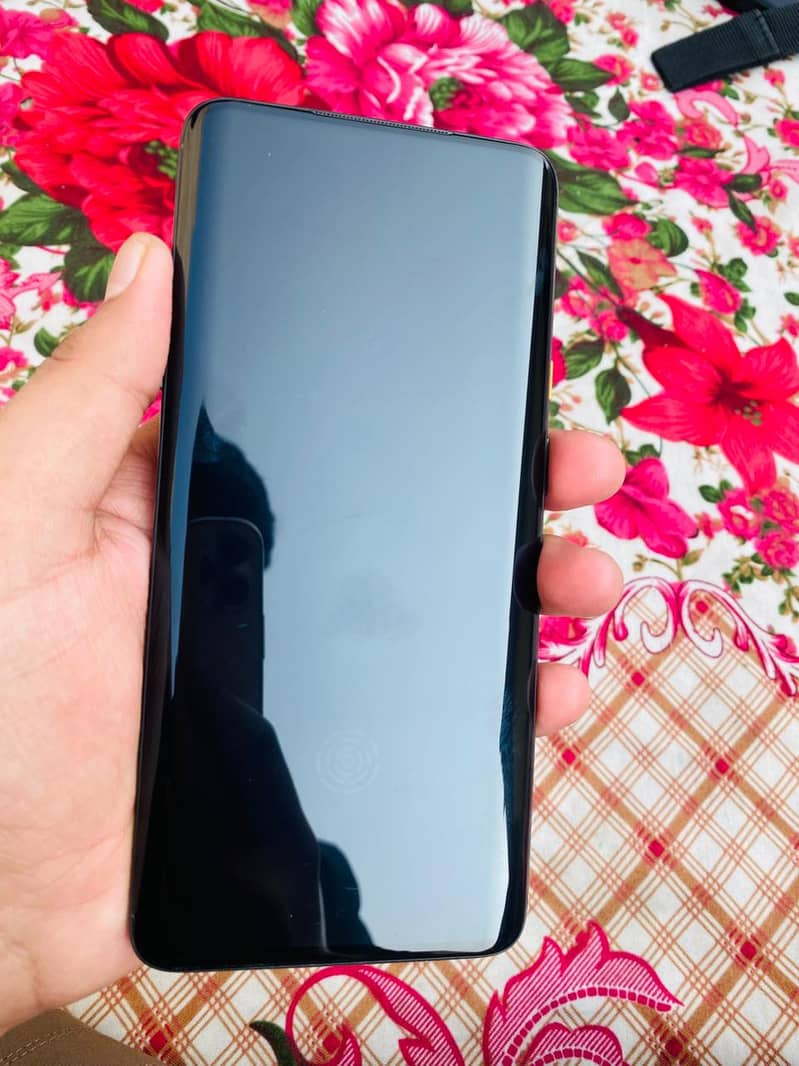 one plus 7t pro Macleran edition 2