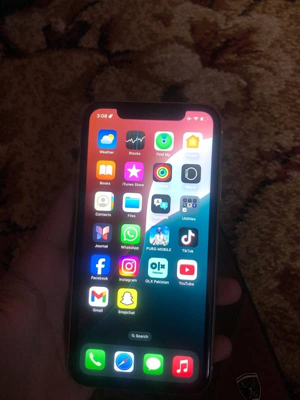 iPhone XR waterpack 10condition jv 64gb 80 health one hand use 2