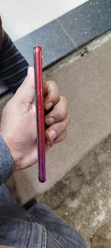 oppo f9 red and purple color 2