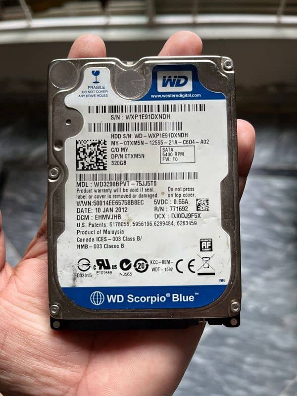 WD blue 320 GB HDD 0