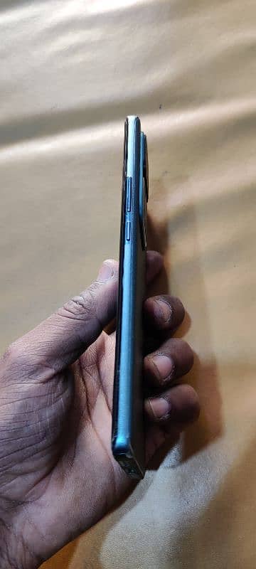 Vivo v 30 1