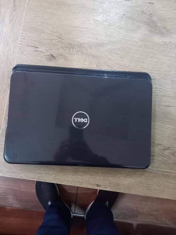 Dell Laptop 0