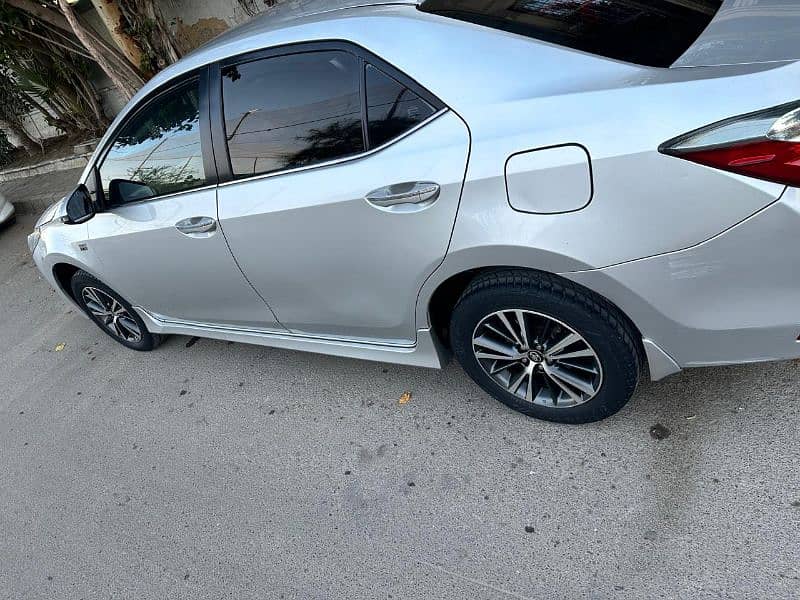 Toyota Corolla Altis 2017 0