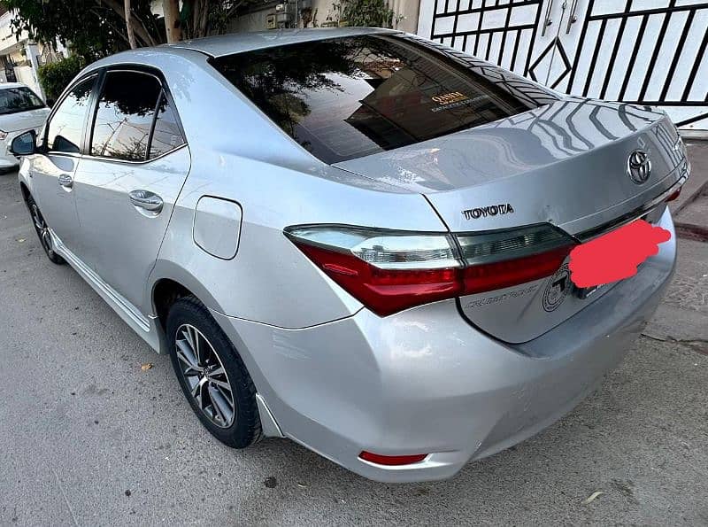 Toyota Corolla Altis 2017 14