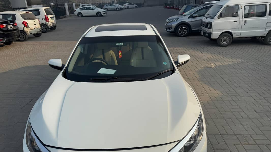 Honda Civic Oriel 1.8 i-VTEC CVT 2018 0