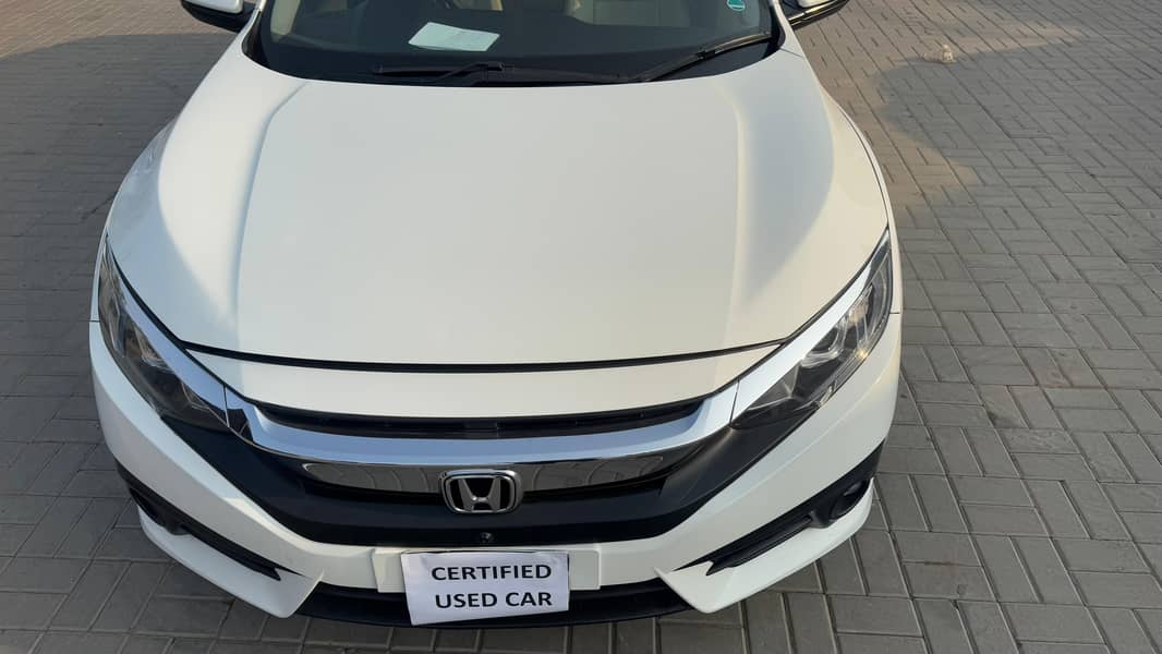 Honda Civic Oriel 1.8 i-VTEC CVT 2018 1