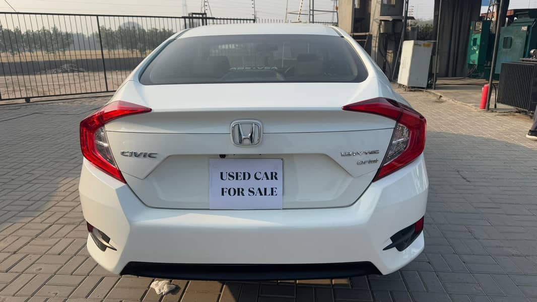 Honda Civic Oriel 1.8 i-VTEC CVT 2018 5