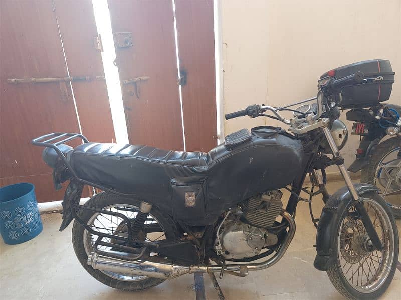 Suzuki Gs 150 1