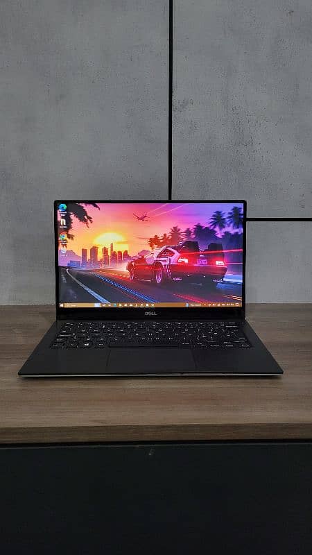 Dell XPS 9360 | Core i5 7th Gen | 13.3" 4K Screen | Backlit 0