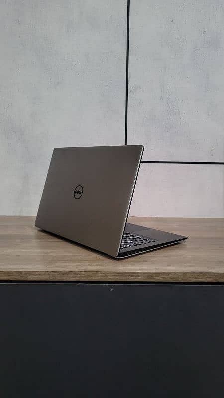 Dell XPS 9360 | Core i5 7th Gen | 13.3" 4K Screen | Backlit 6