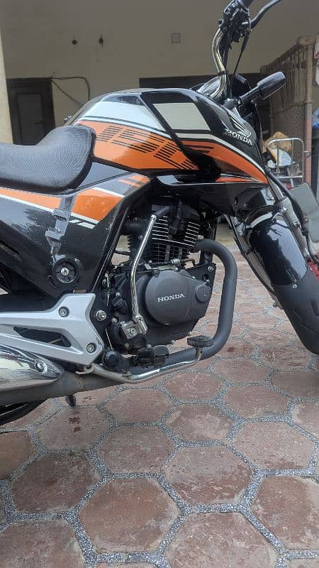 Scratch less Honda CB150F For Sale – Urgent Sale! 1