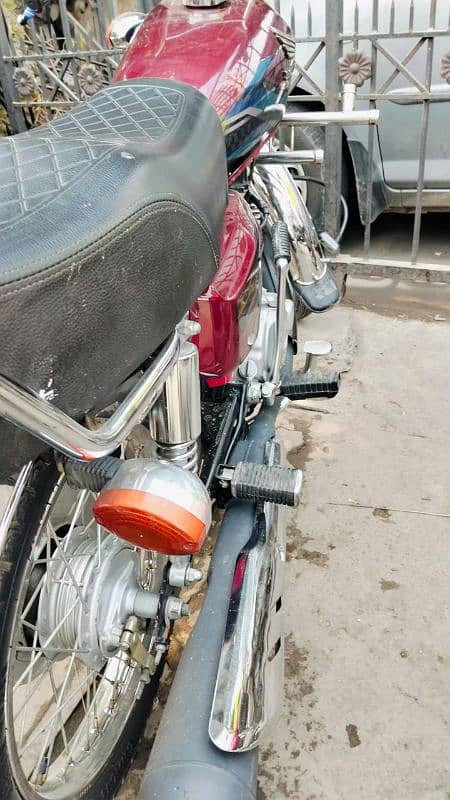 125 bike hai all ok hai masla nahi hai 8