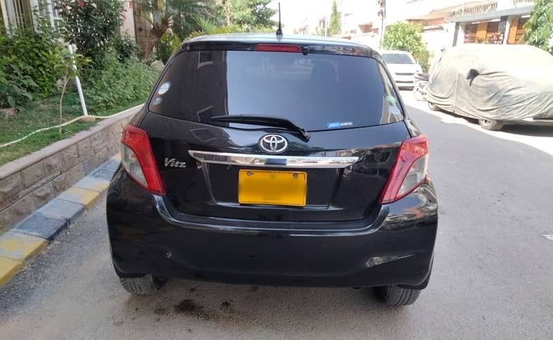 Toyota Vitz 2016 0