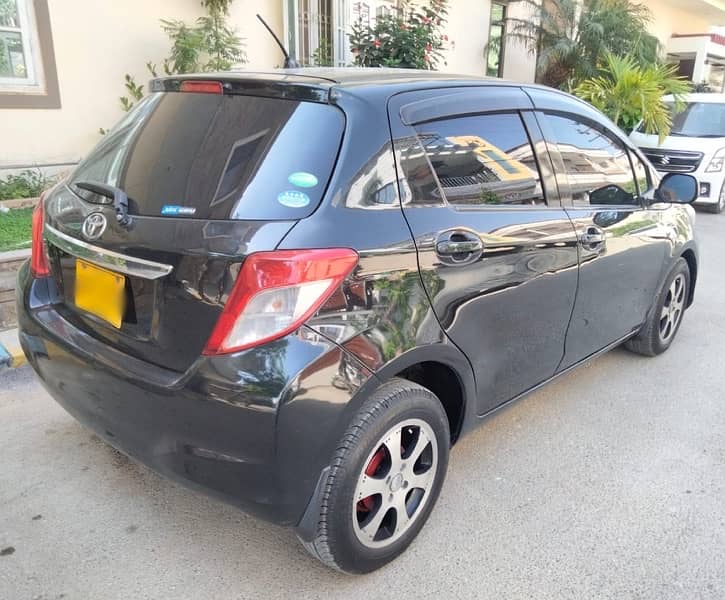 Toyota Vitz 2016 6