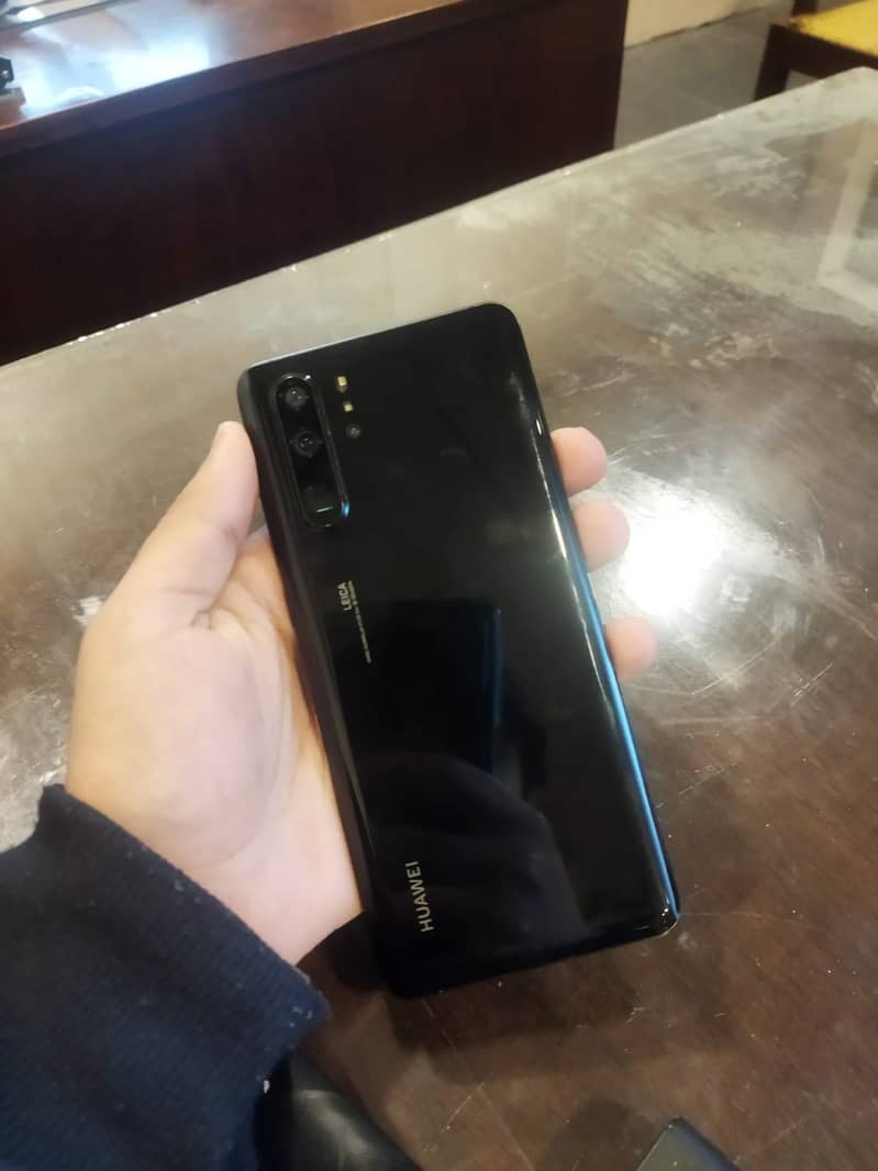 Huawei P30 Pro 8/128 Dual Sim PTA Approved 1