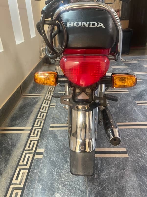 HONDA CD 70 one hand use lush condition 1