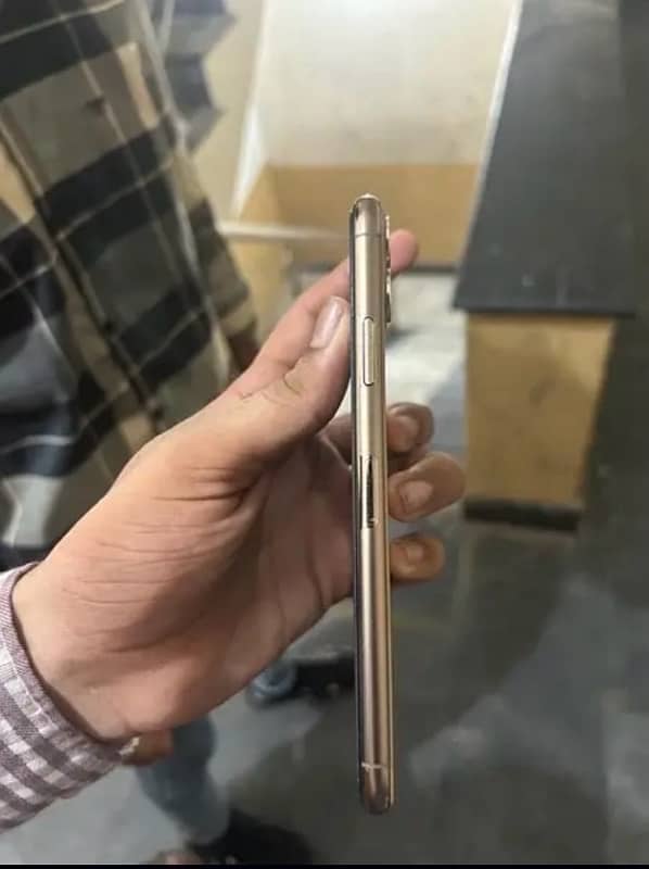 Iphone11 Pro Max PTA Approved 1