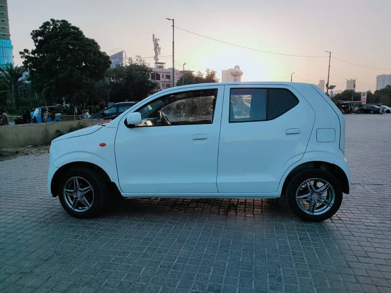 Suzuki Alto VXR AGS 2022 3