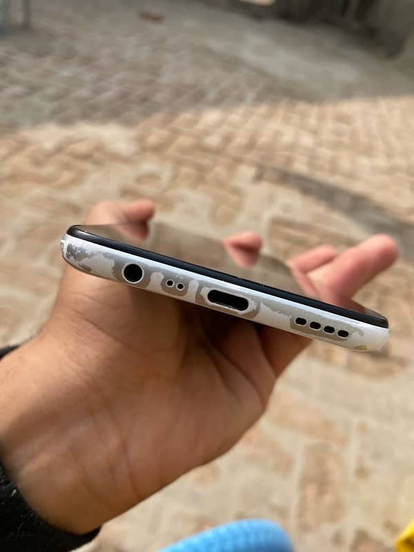 Realme 7i 8/128 5