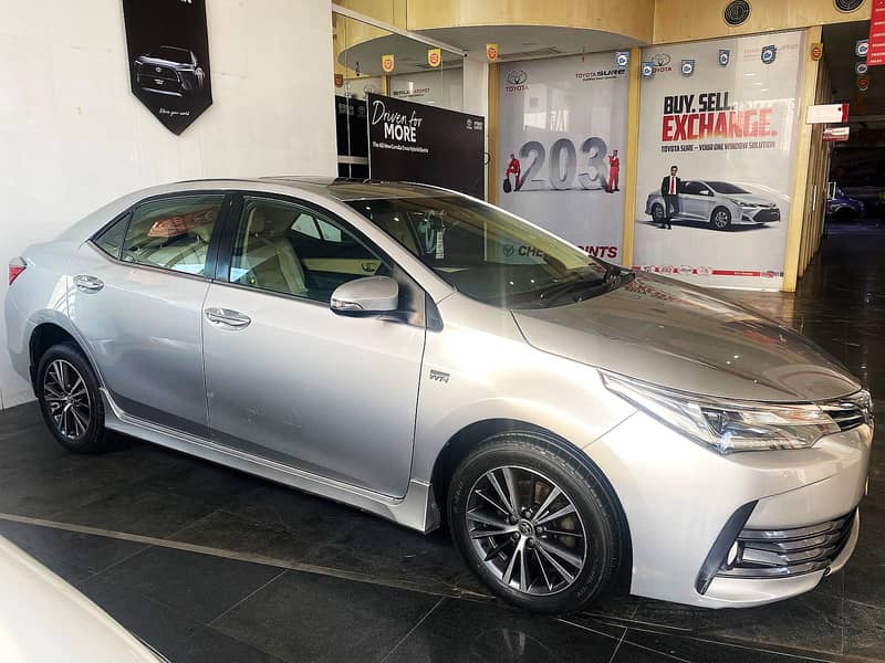 2018 Toyota Corolla Altis Grande CVTi 3