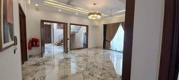 One Kanal House For Sale In dha phase 3 11