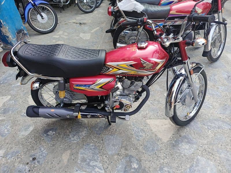 Honda CG125 10