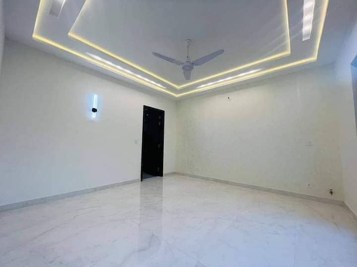 One Kanal House Available For Sale 8