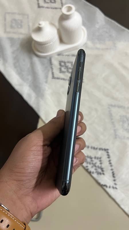 iPhone 11 pro max 256Gb Pta approved 2