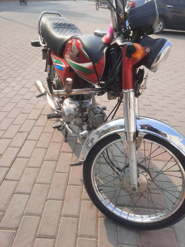 Honda CD 70 Good condition available for argent sale 6