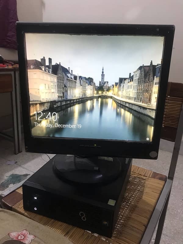 PC with LCD 2