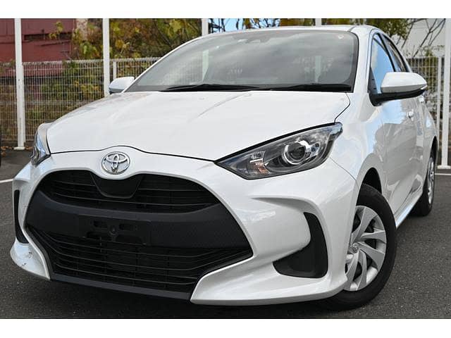 Toyota Yaris Hatchback X 2021 1