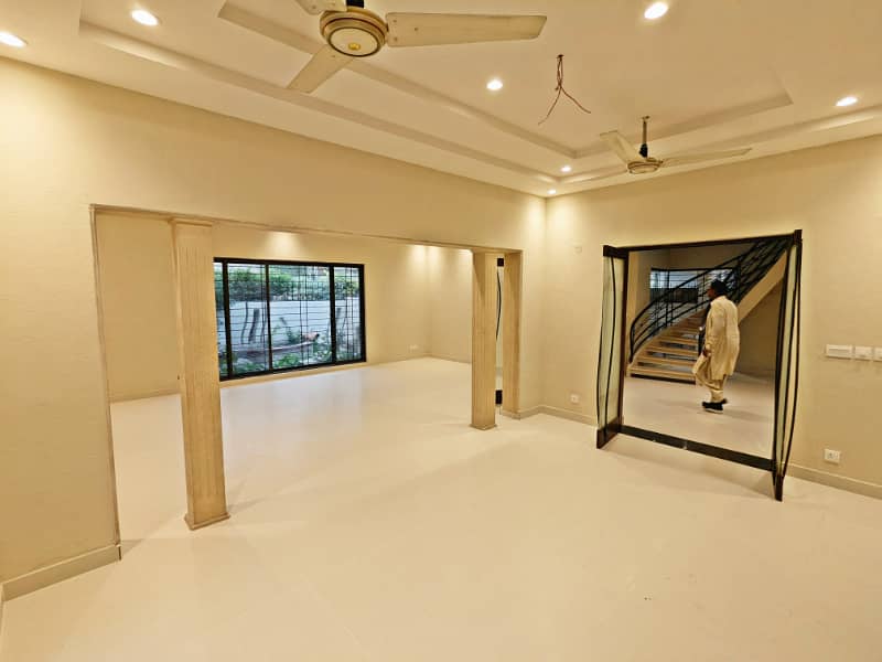 Cantt Properties Offer 1 Kanal New House Available For Rent At The Top Location Of DHA Phase 4 8