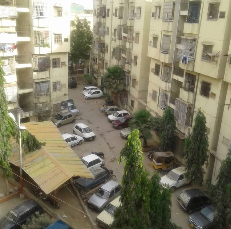 2BED lounge flat rent asma garden apartment 4th floor 3