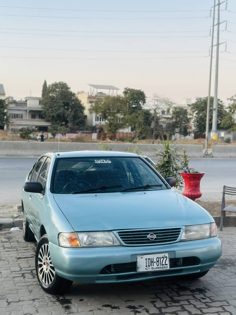 Nissan Sunny 1997 FE Saloon 2. D 3