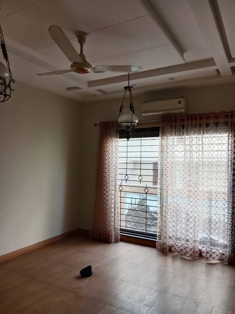 8 Bed Room 1 KANAL House Available For Rent In DHA PHASE 5 6