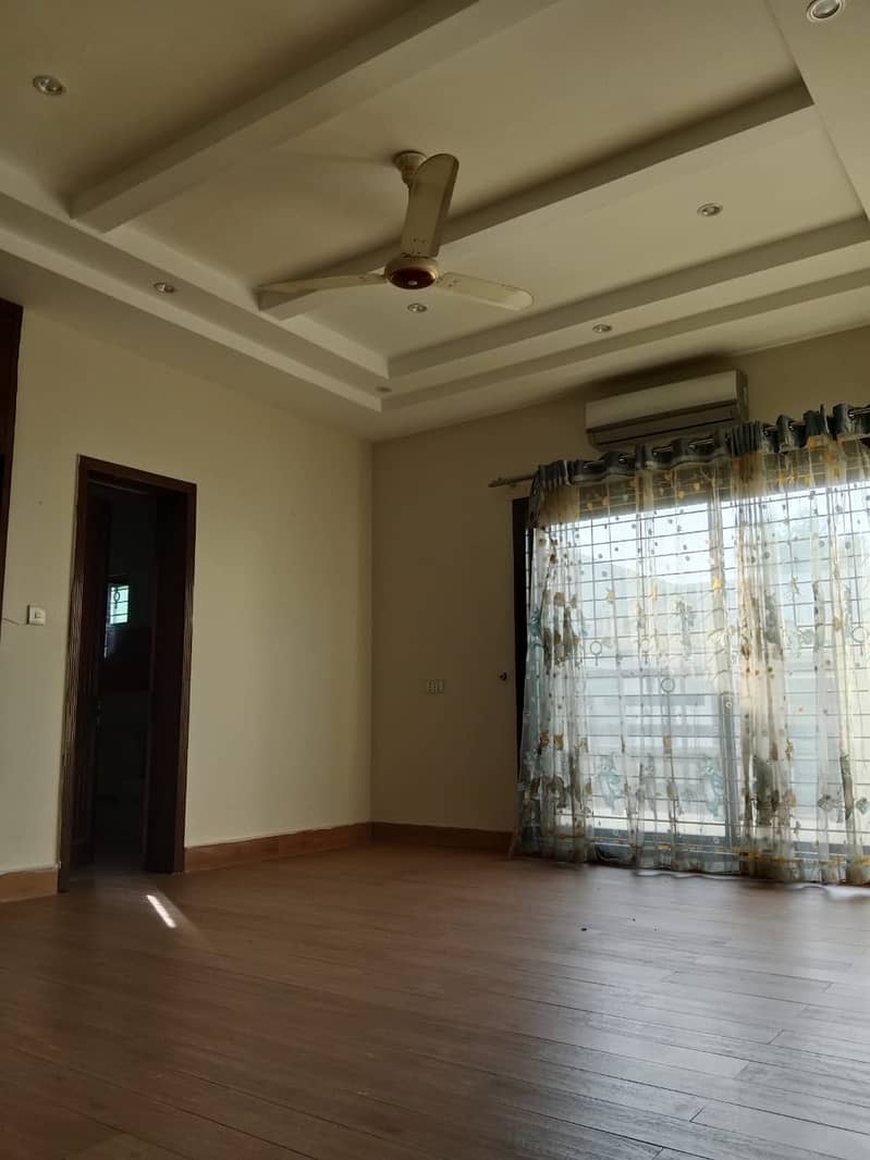 8 Bed Room 1 KANAL House Available For Rent In DHA PHASE 5 17