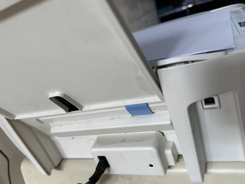 hp deskjet 2710 WiFi printer 1