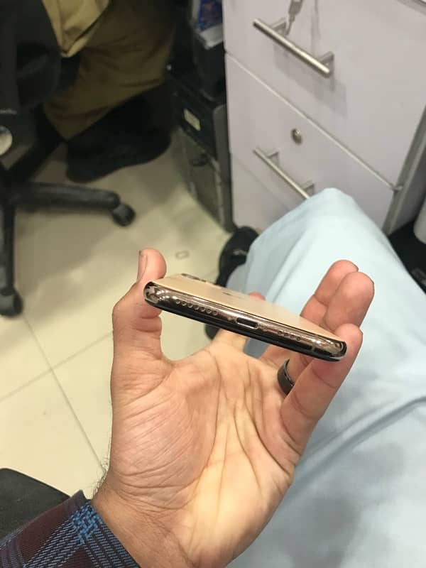 IPhone 11 Pro Max 256 GB 6