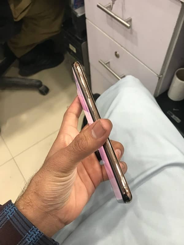 IPhone 11 Pro Max 256 GB 7