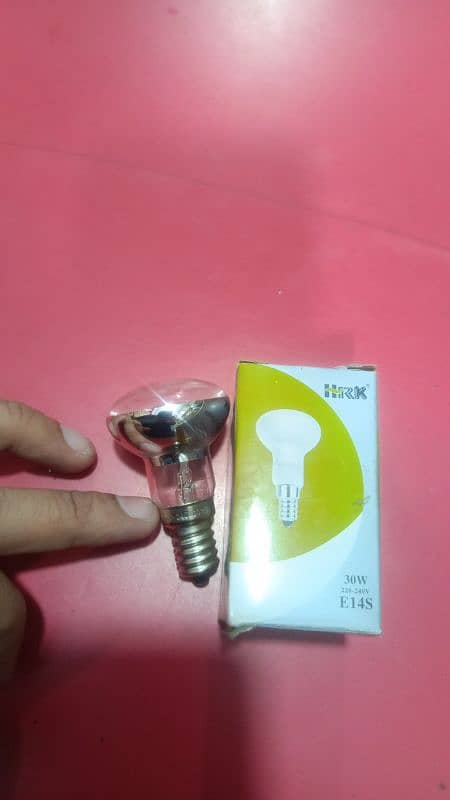 Heat bulb for birds 10